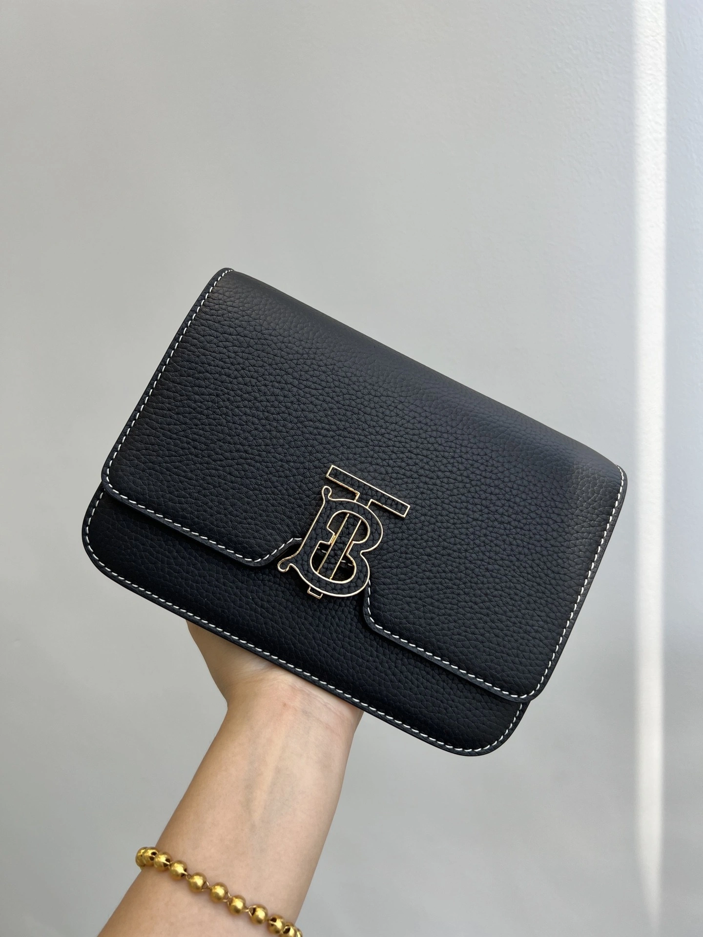 MOMO--- 80491221 Calfskin item:D-B432D0666