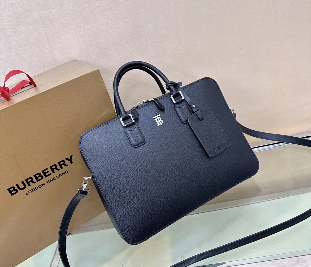 &MOMO--- 80658121 Calfskin item:D-B000B2902