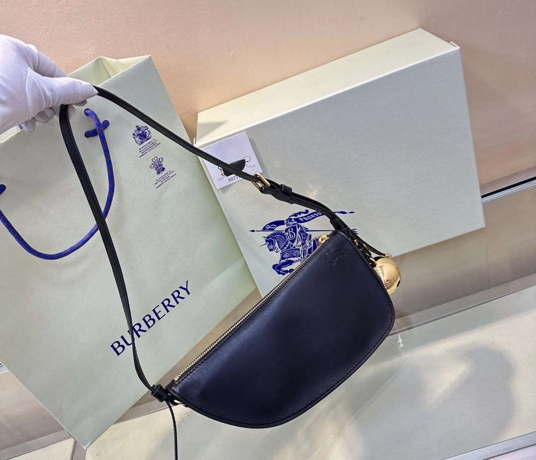 MOMO--- 8077580 sheepskin item:D-B000B2918