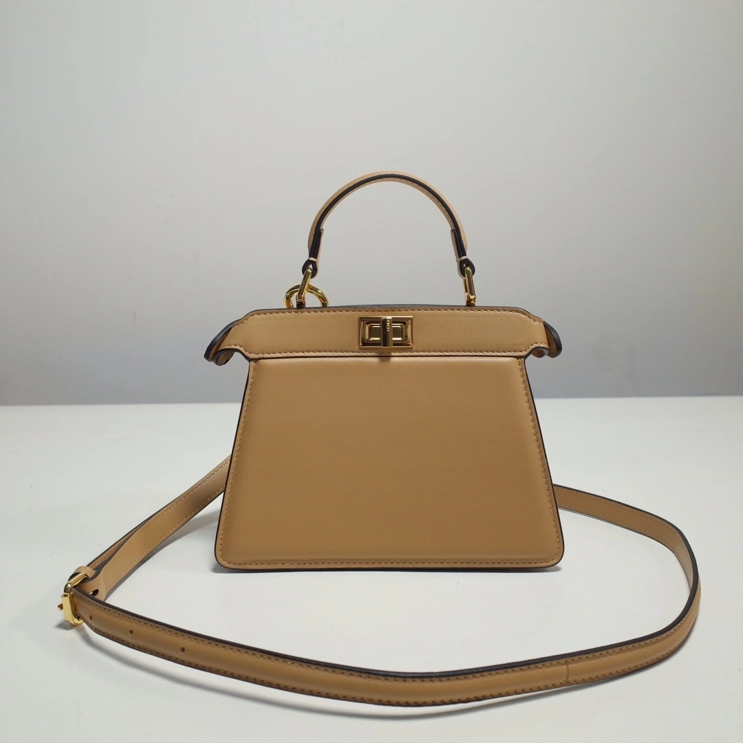 MOMO--- 8BN335-ABVE-F15KR Peekaboo ISeeU item:C-B063K2216R