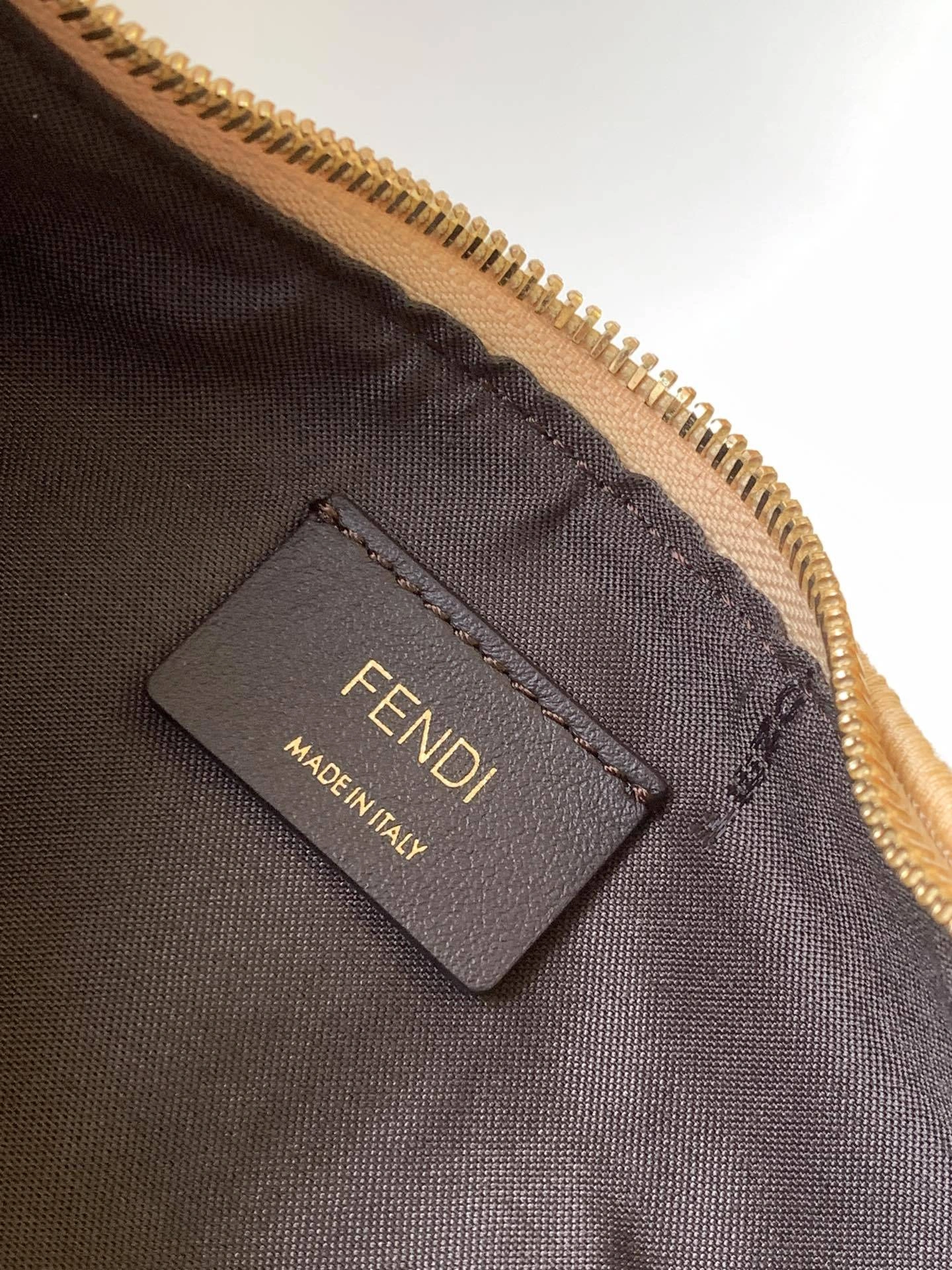 &MOMO--- 8BR798-ANWB-F1L27 graphy item:C-B063K2301R
