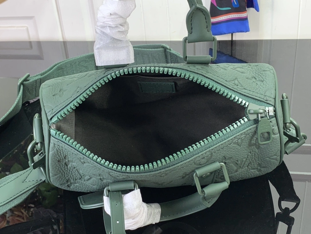 MOMO--- 8V M24432 KEEPALL BANDOULIÈRE 25 Taurillon item:D-B174E1709