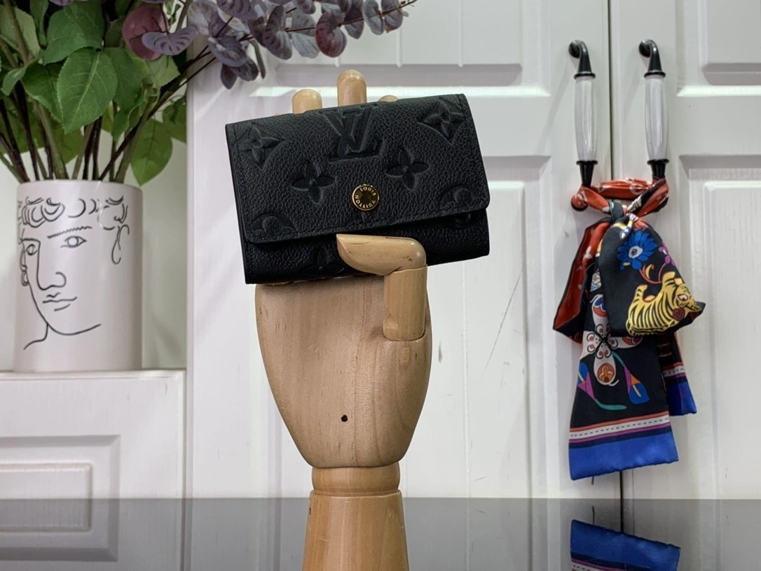 MOMO--- 8V M64421 Empreinte item:D-B174E1741
