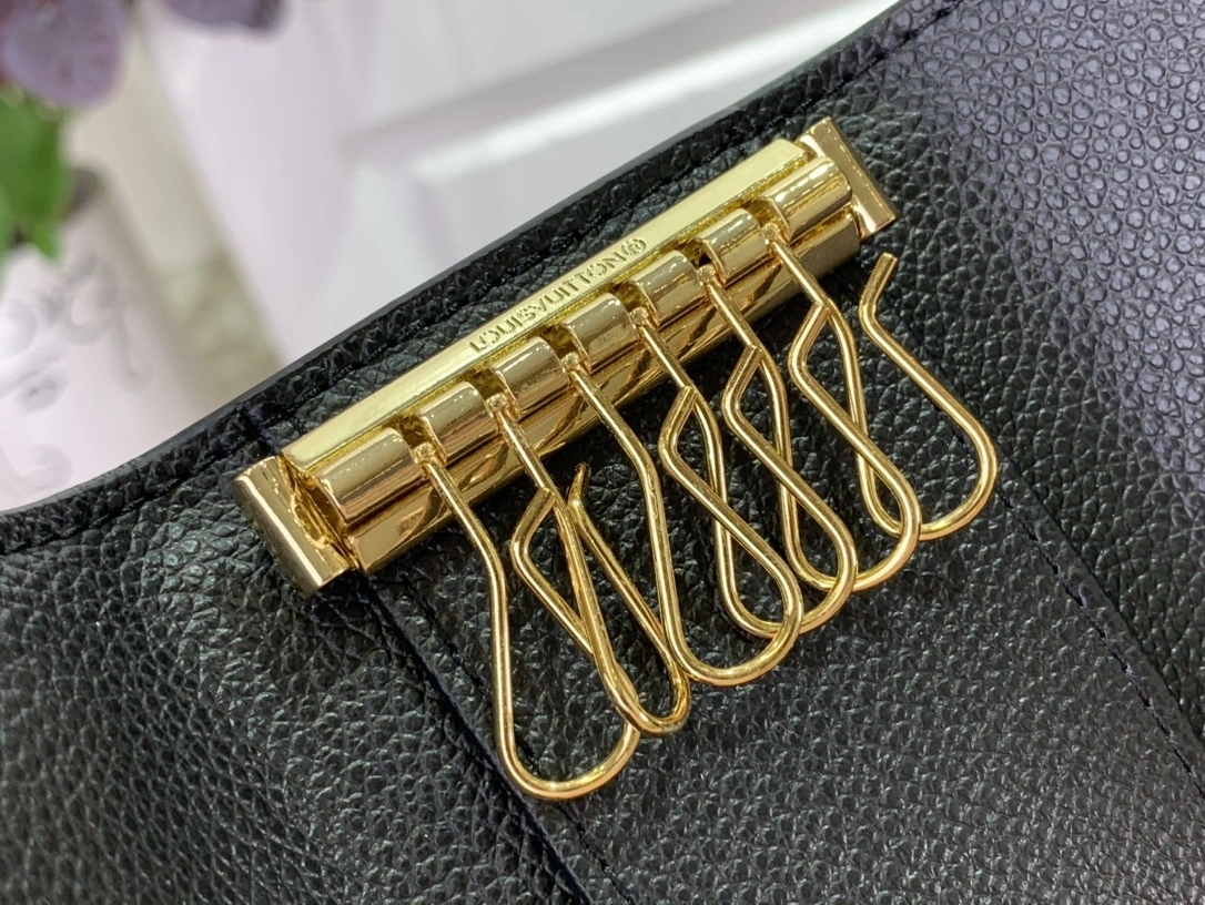 MOMO--- 8V M64421 Empreinte item:D-B174E1741