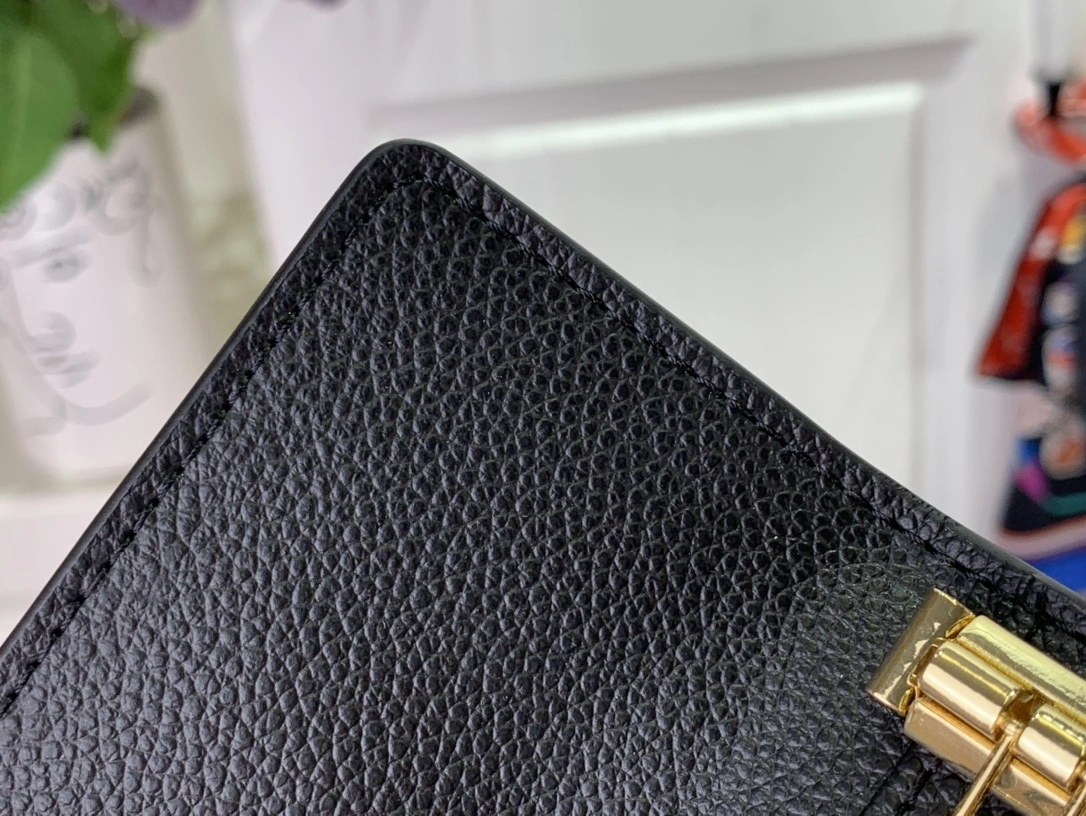 MOMO--- 8V M64421 Empreinte item:D-B174E1741