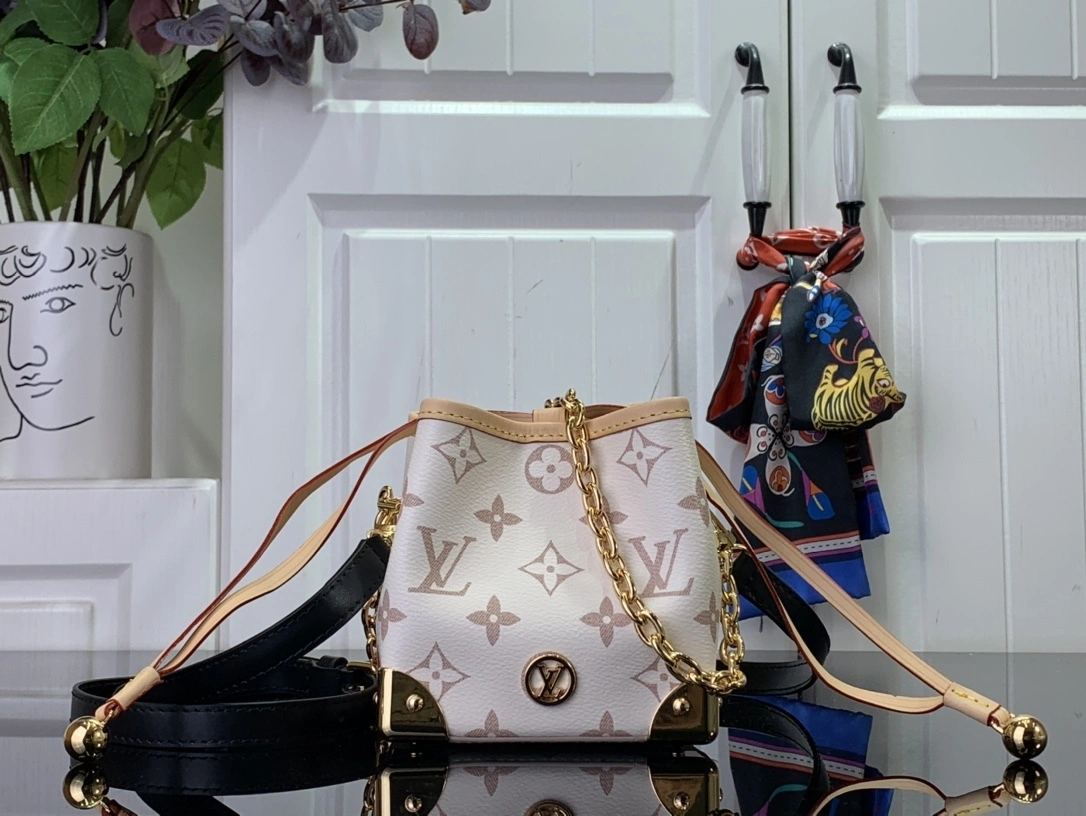 MOMO--- 8V M83227 NOE PURSE Monogram Reverse item:D-B174E1718