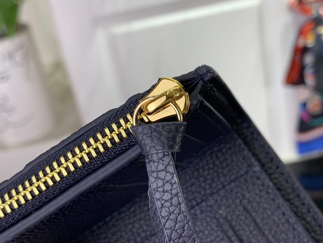 MOMO--- 8V M83590 Victorine Monogram Empreinte item:D-B174E1744