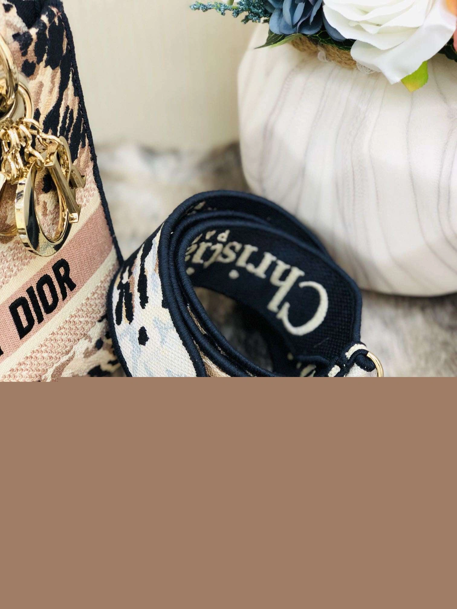 *MOMO--- 9027 item : A-B00H0511L