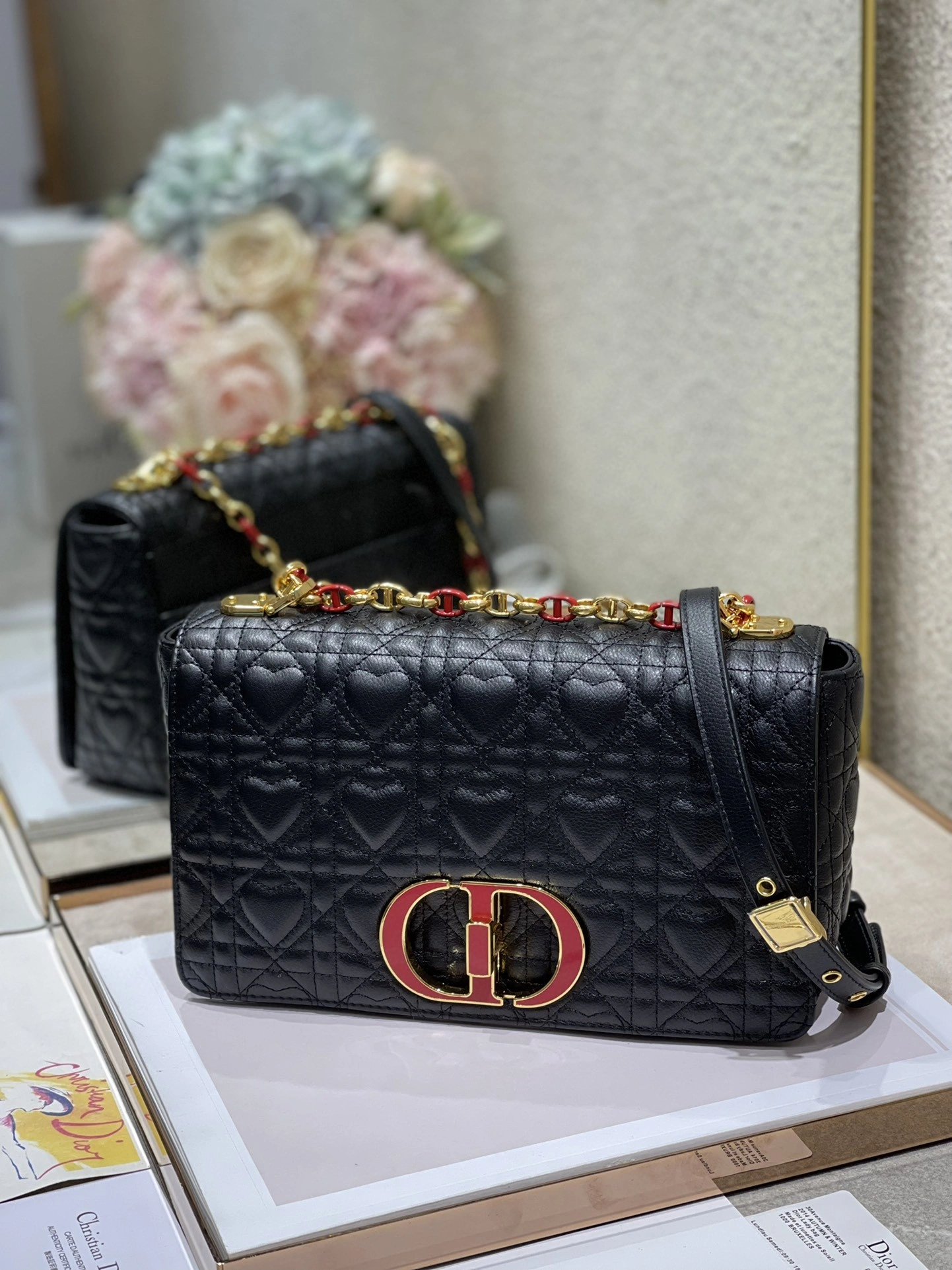 *MOMO--- 92423340 cowhide item : A-B00H2350A