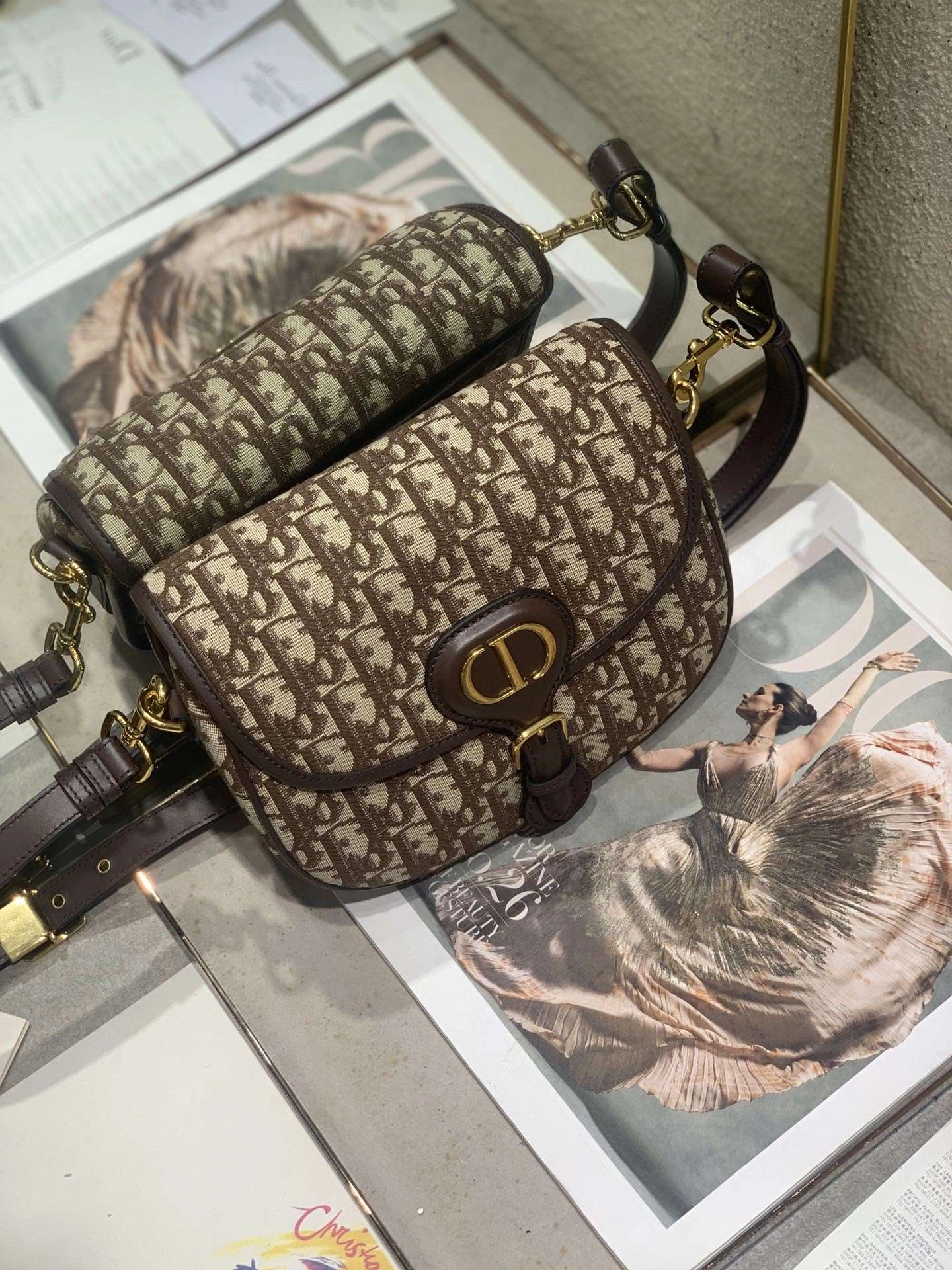 *MOMO--- 9319 bobby item : A-B271H0444
