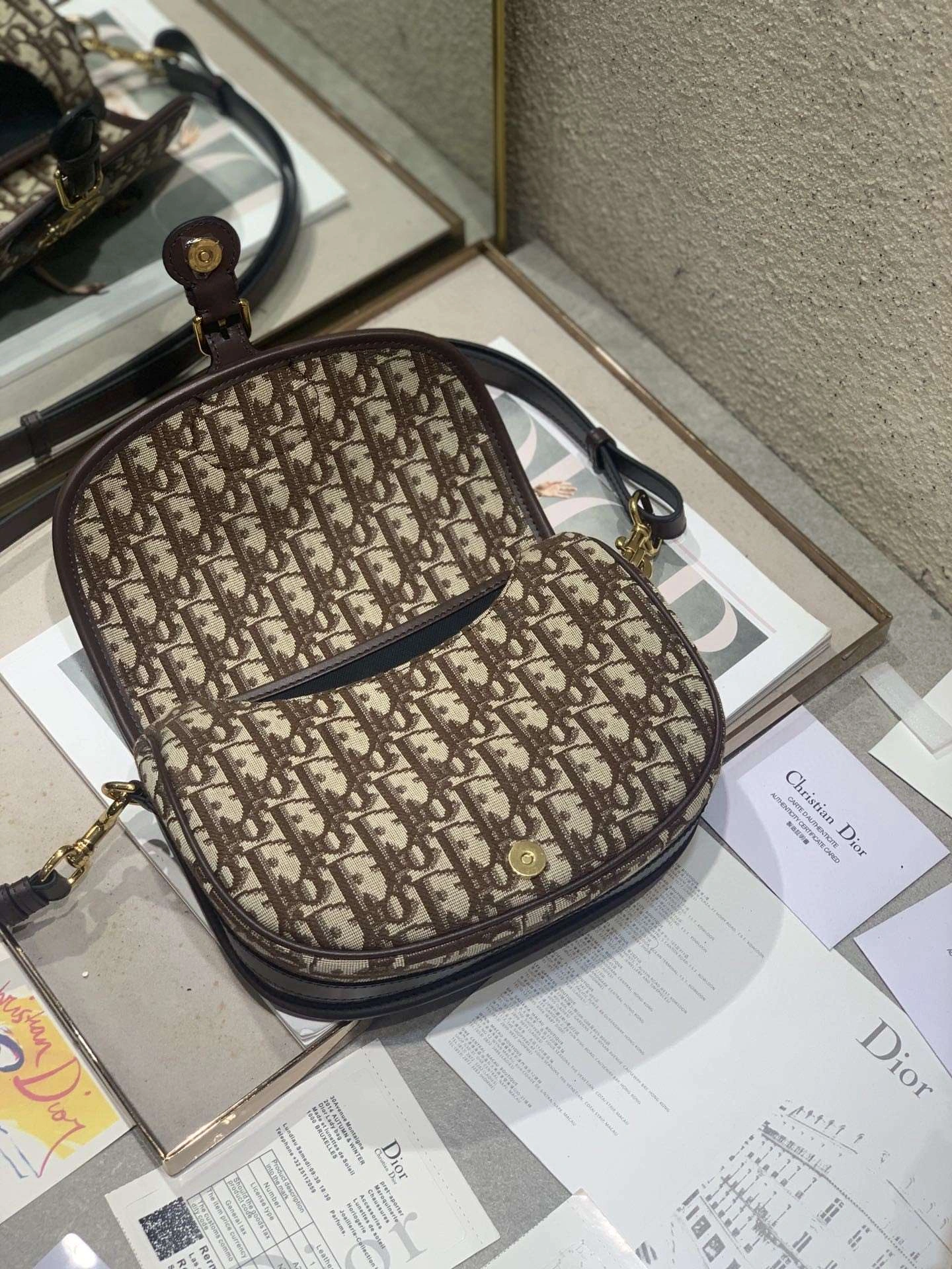 *MOMO--- 9319 bobby item : A-B271H0444