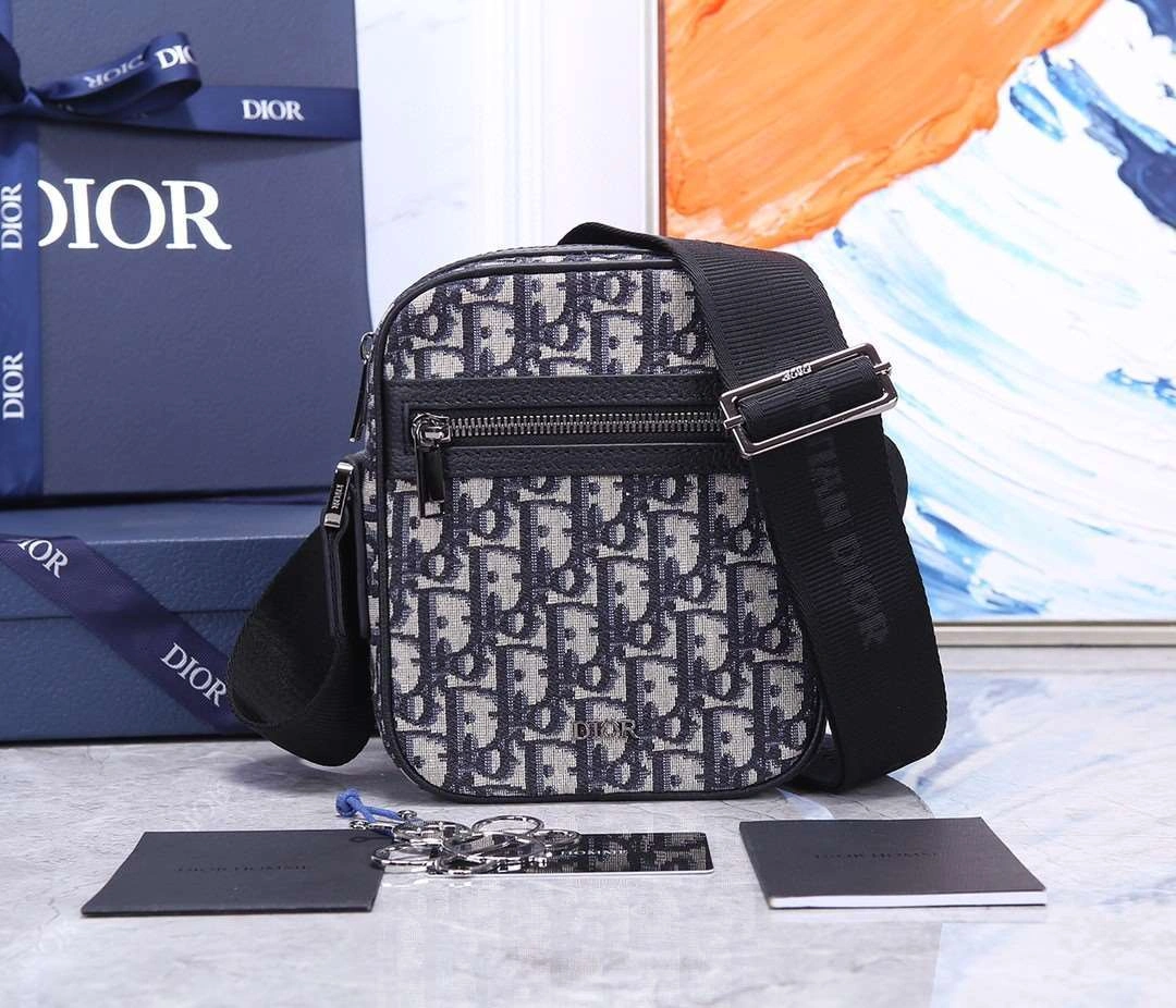 *MOMO--- 93320 item : A-B202H0645L
