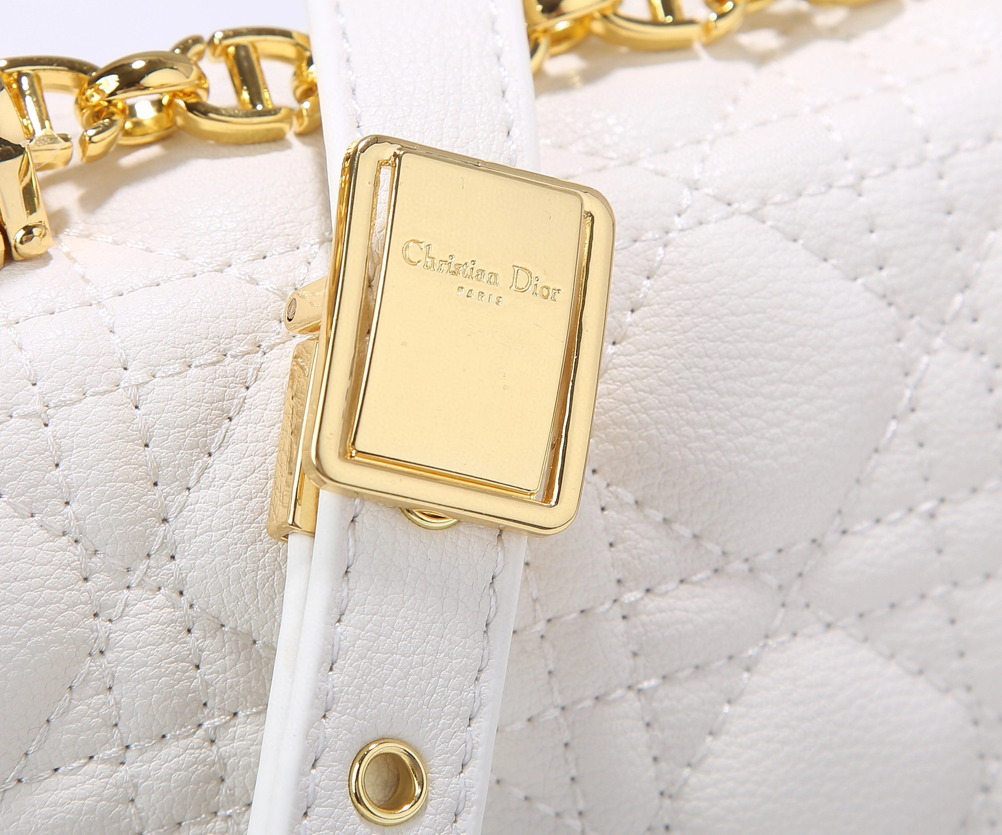 MOMO--- 9797 Lambskin item : A-B202H2141A