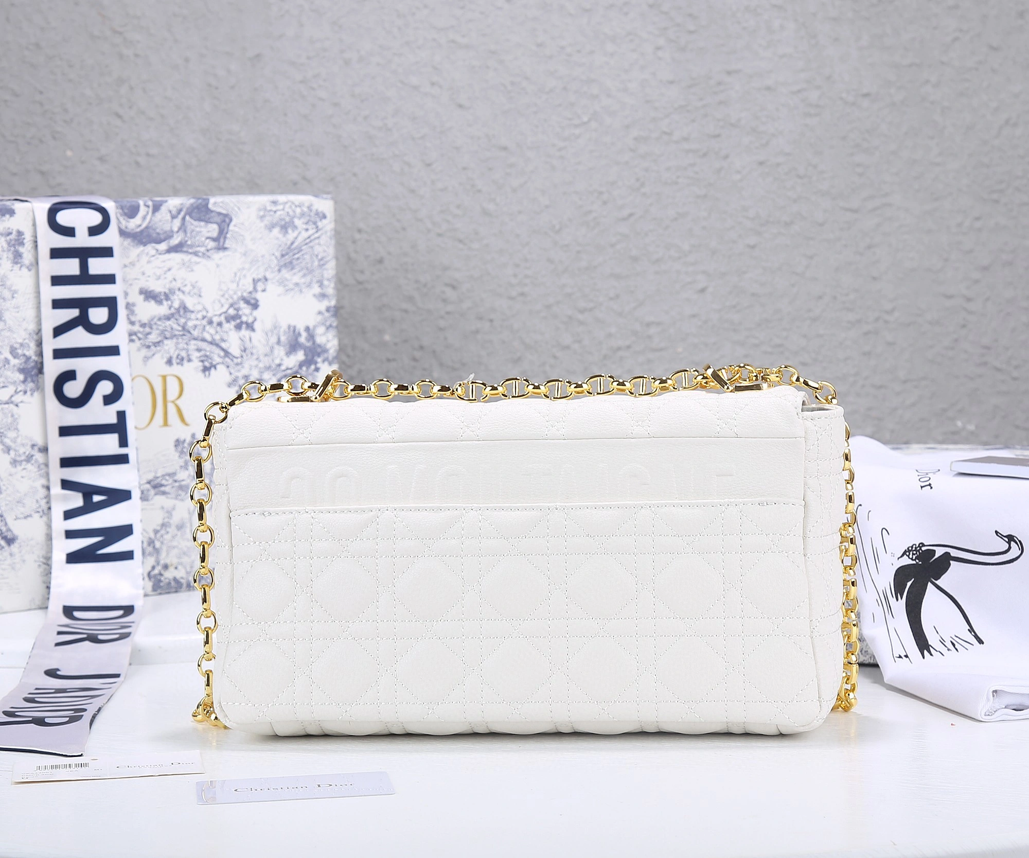 MOMO--- 9797 Lambskin item : A-B202H2141A