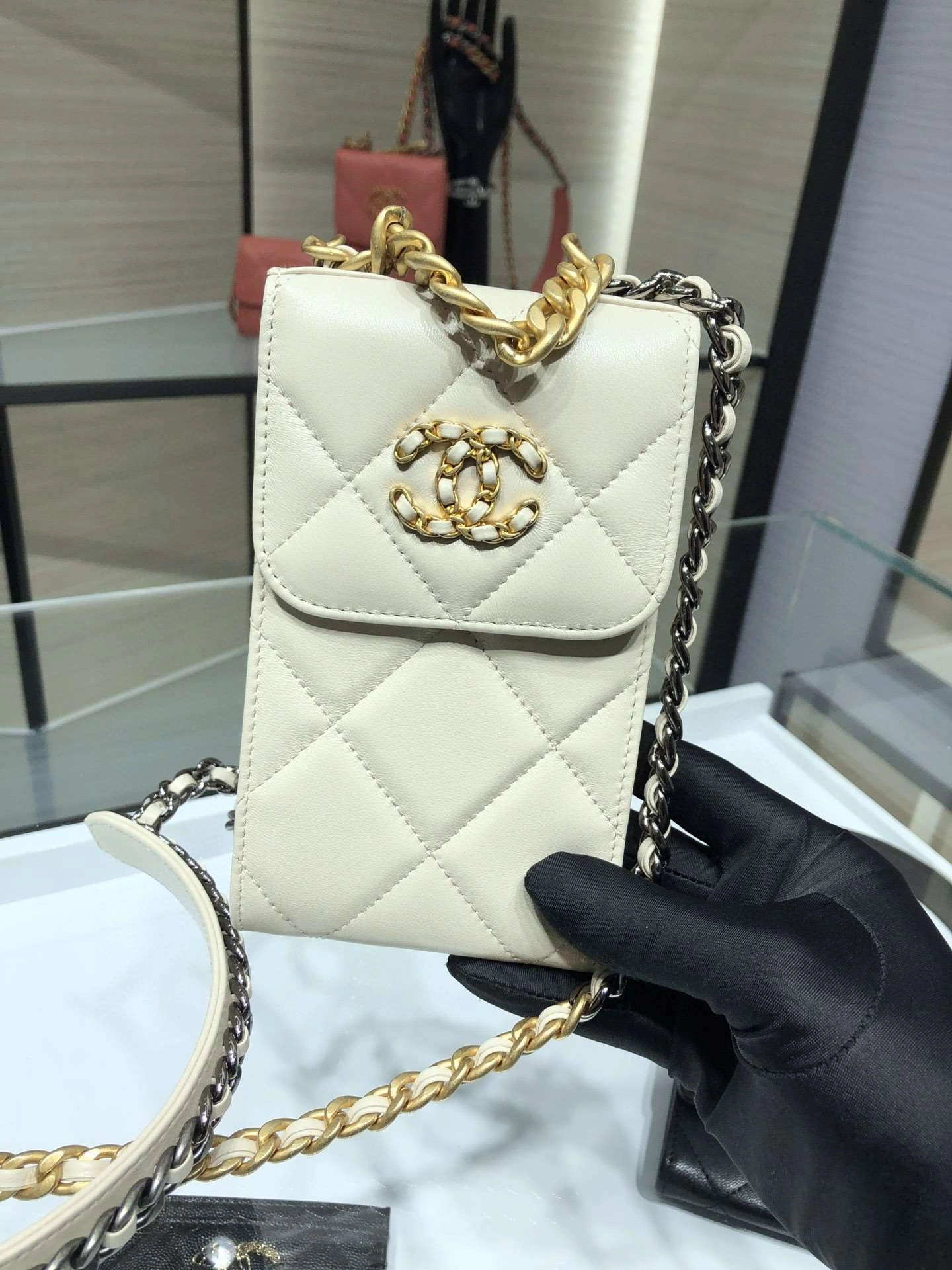 *MOMO--- AP1773A Lambskin item : A-B00G2837