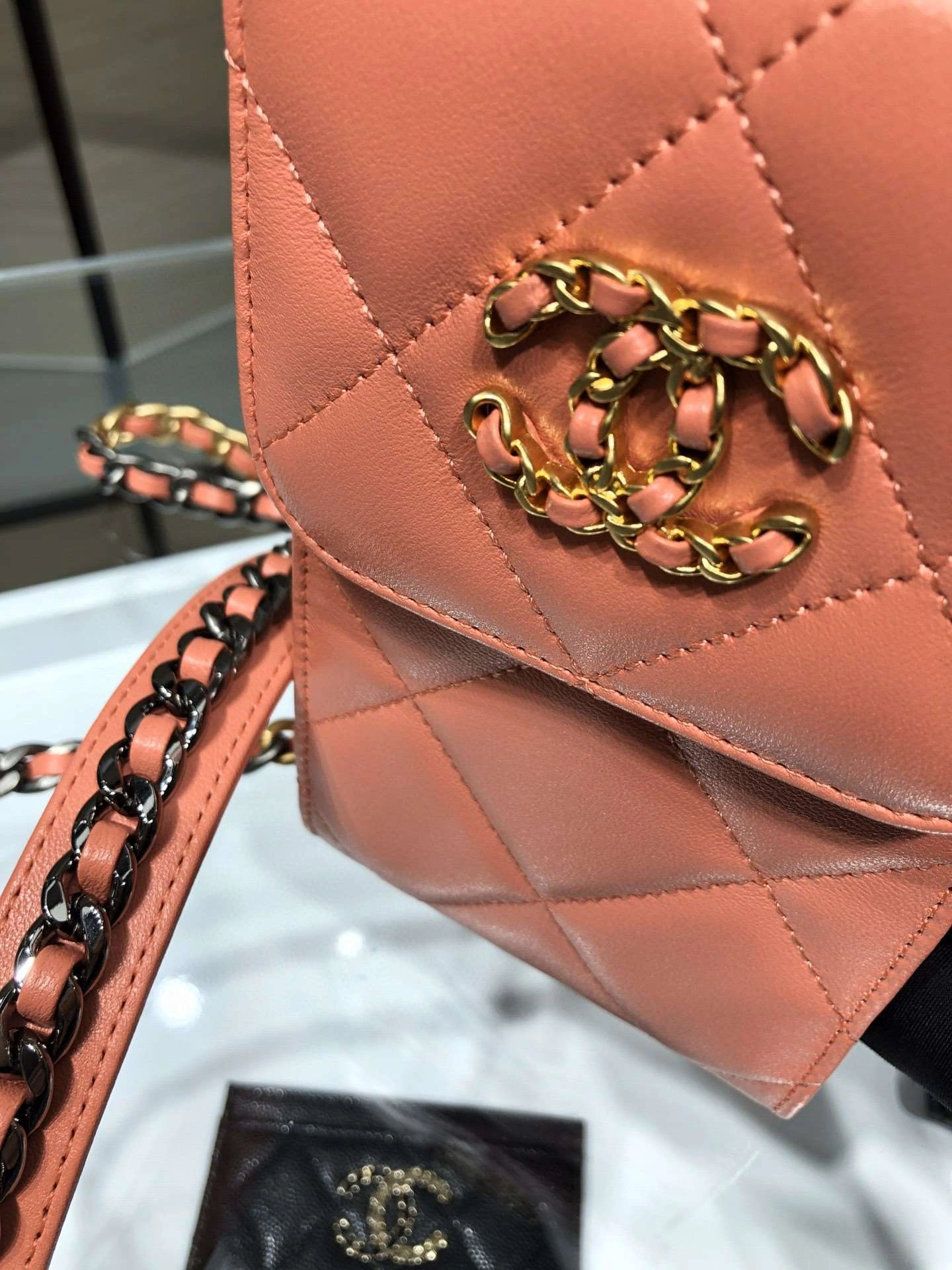 *MOMO--- AP1773A Lambskin item : A-B180G2860