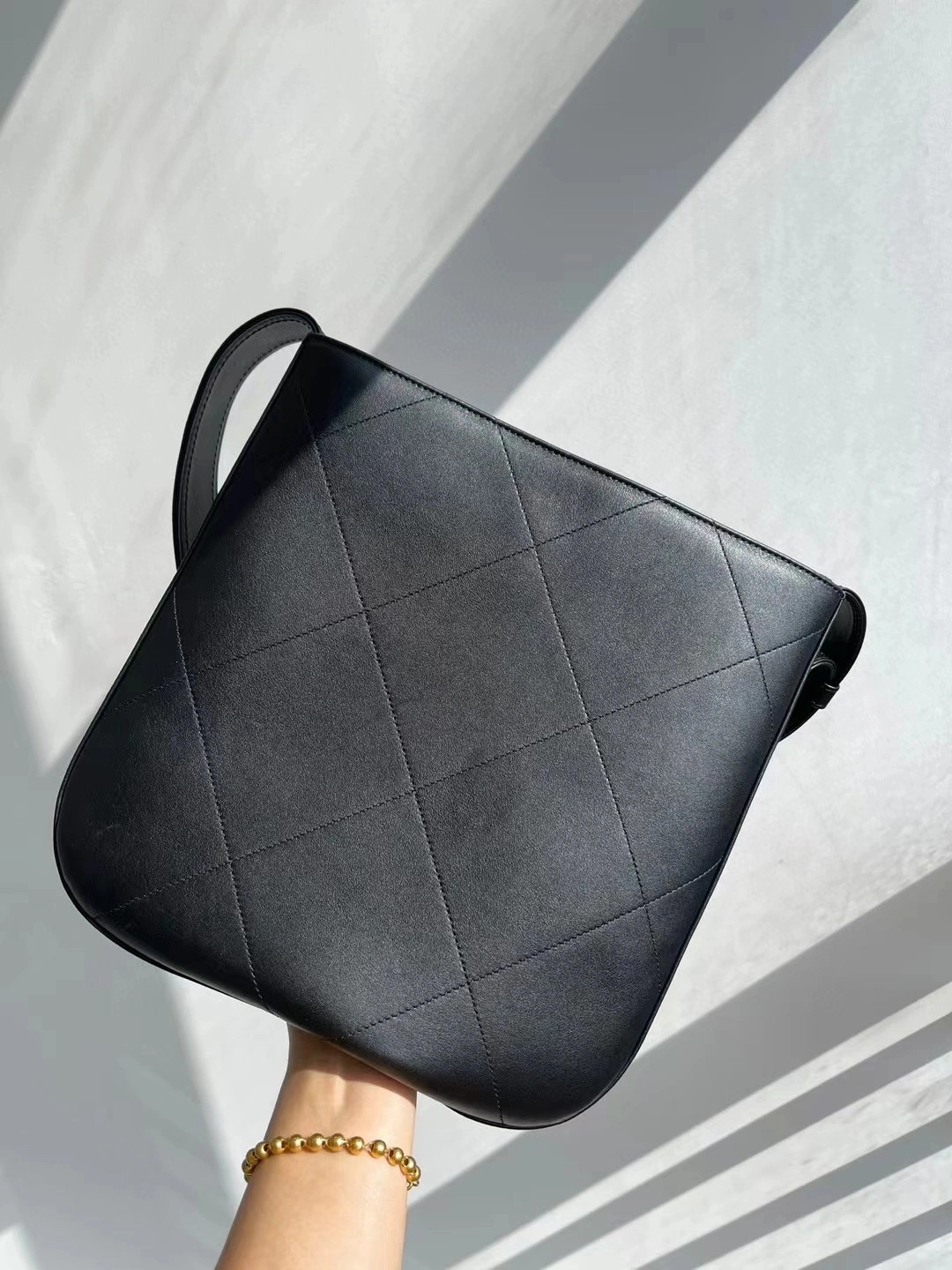 MOMO--- AS2844-B06788-94305 Calfskin item:D-B432D0639