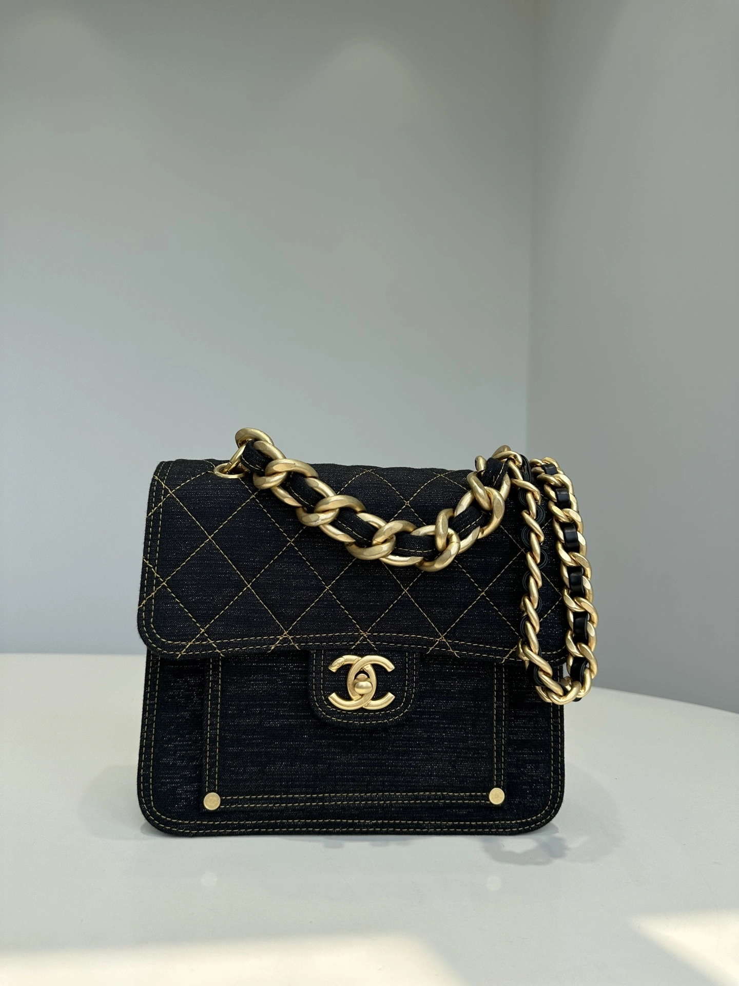 MOMO--- AS3932-B10595-94305 item:D-B432D0645