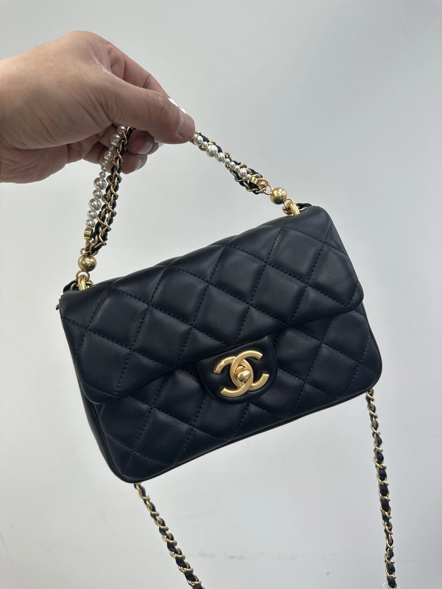 MOMO--- AS4384-B15514-94305 sheepskin item:D-B432D0643