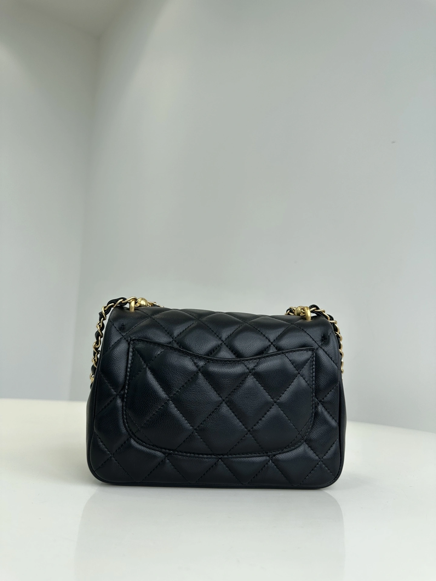 MOMO--- AS4384-B15514-94305 sheepskin item:D-B432D0643