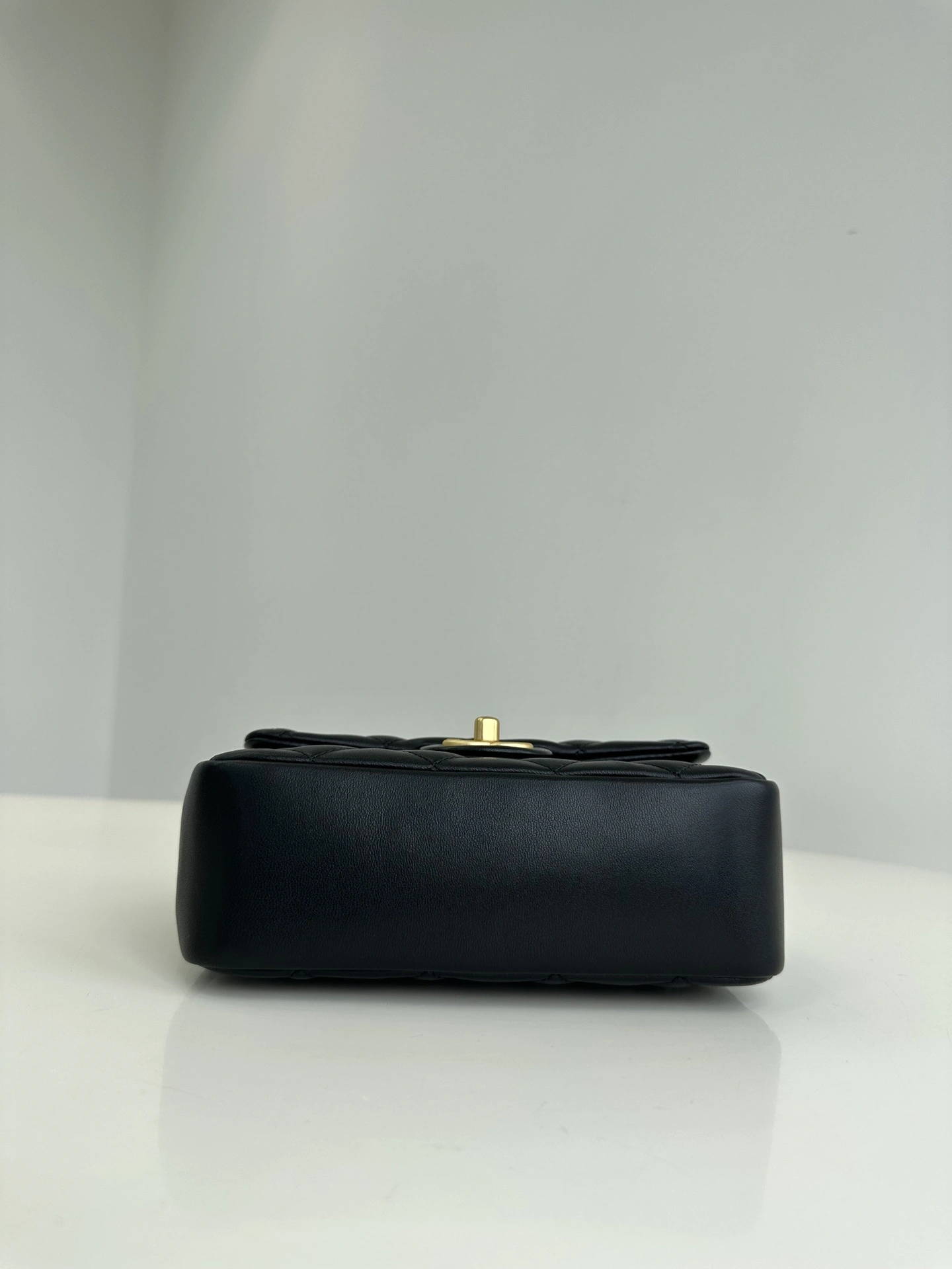 MOMO--- AS4384-B15514-94305 sheepskin item:D-B432D0643