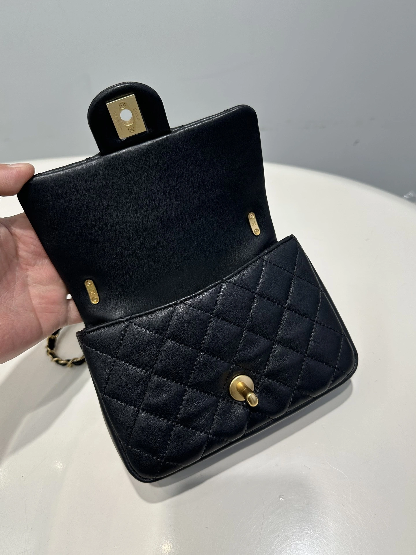 MOMO--- AS4385-B15773-94305 sheepskin item:D-B432D0644