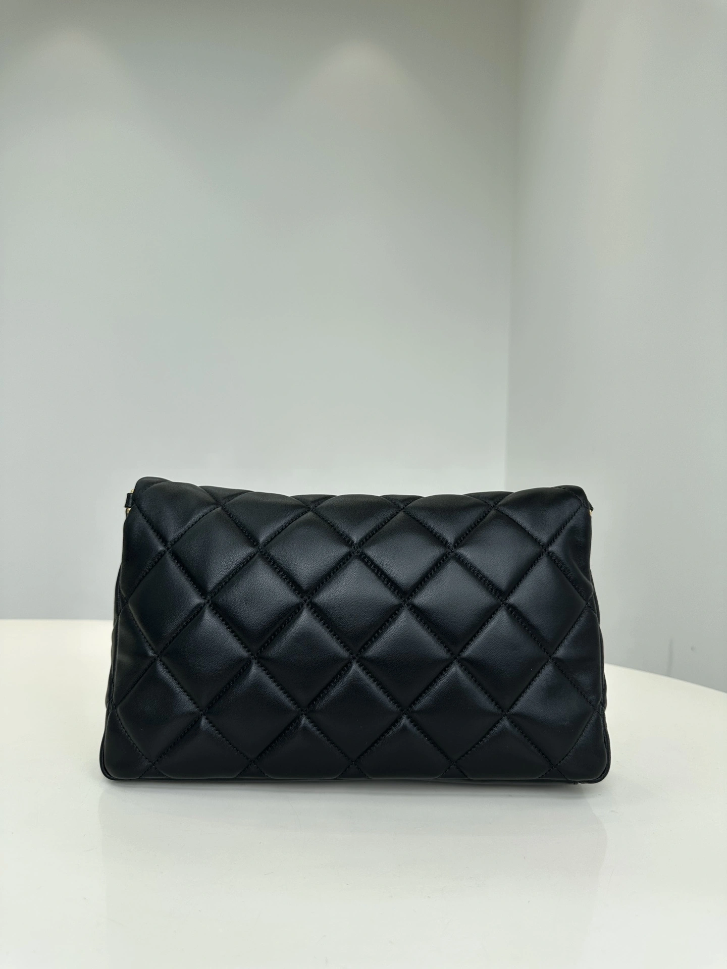 MOMO--- AS4754-B15829-94305 sheepskin item:D-B432D0646