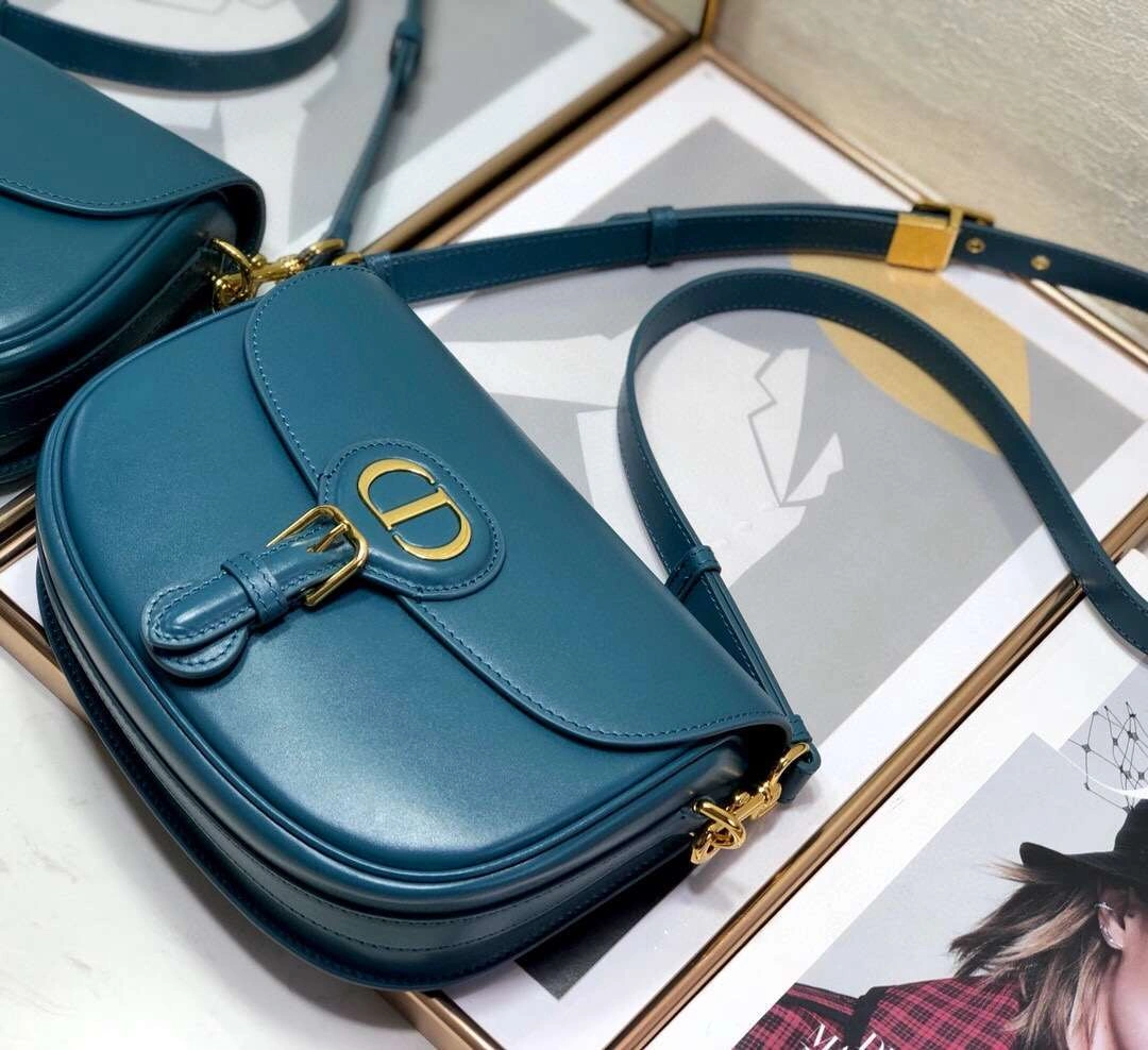 *MOMO--- Bobby 2 colour item :063B00E1946-2