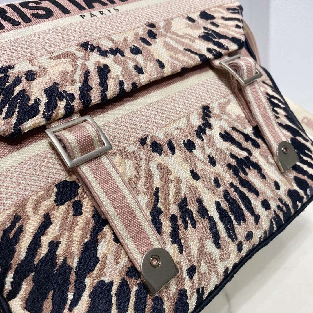 MOMO--- CAMP 2 colour item :063B00E2016-2