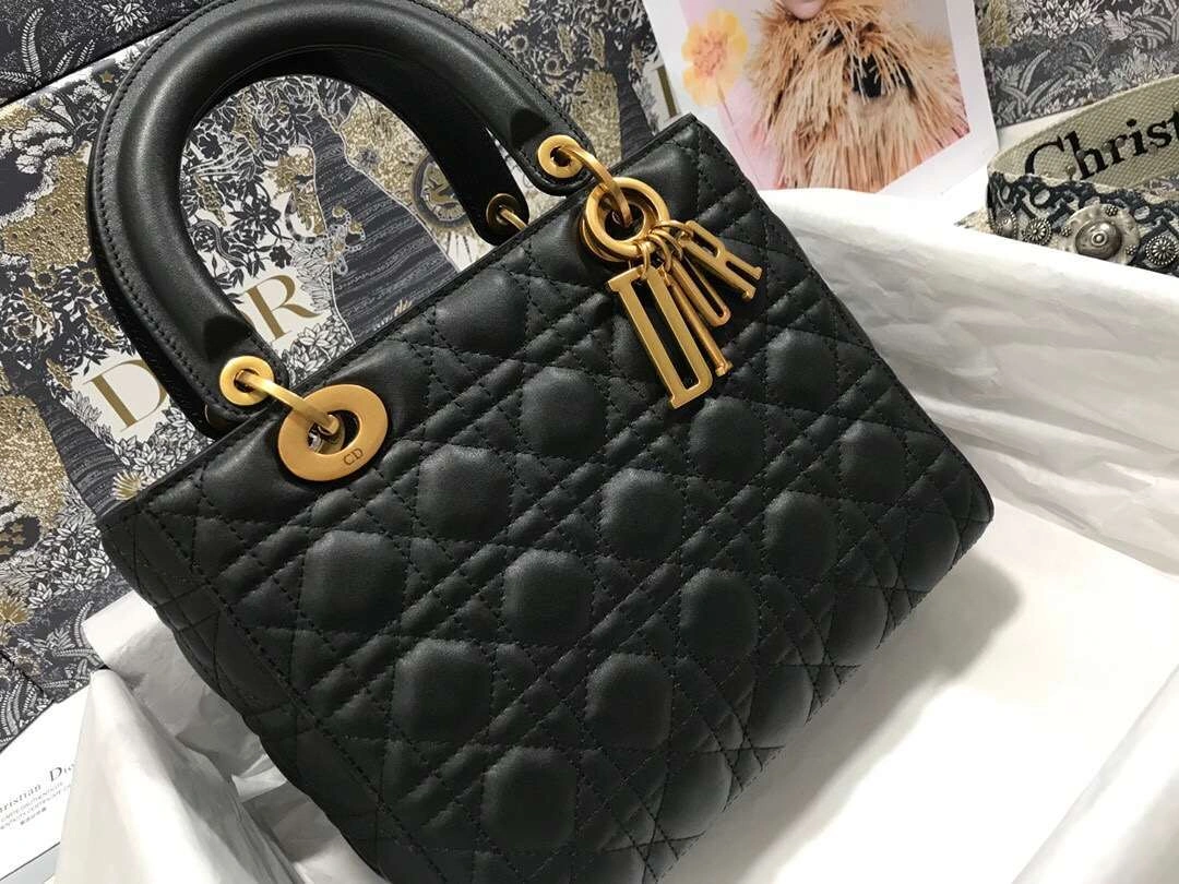 MOMO--- Calfskin M0579 item :063B00E1937