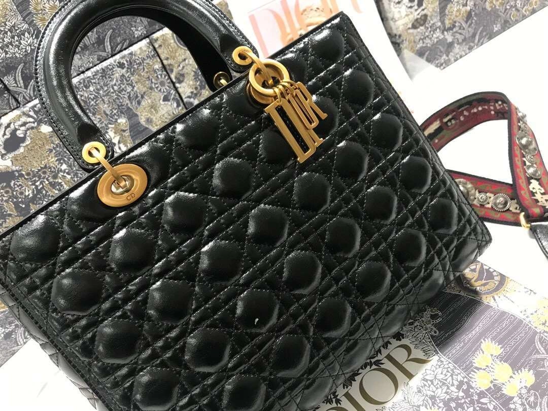 *MOMO--- Calfskin M0584 item :063B00E1939