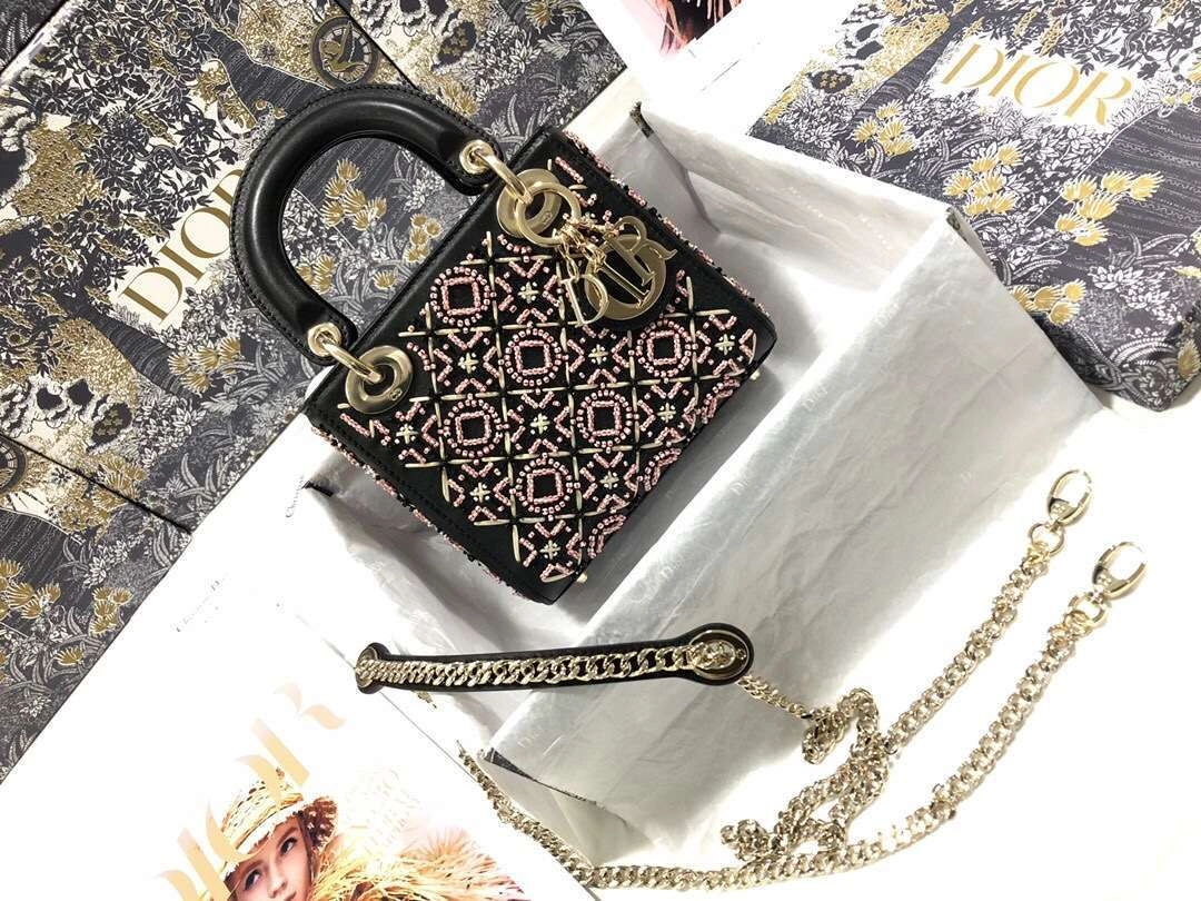 MOMO--- Calfskin M44501 M0505 2 colour item :063B00E2041-2