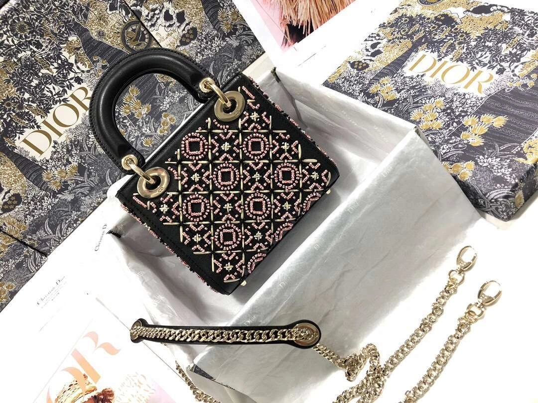 MOMO--- Calfskin M44501 M0505 2 colour item :063B00E2041-2