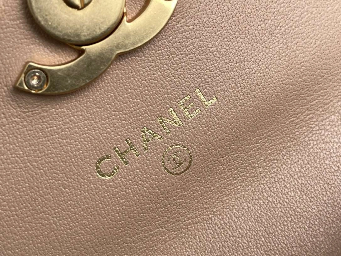 *MOMO--- Calfskin item : 009B00G2216