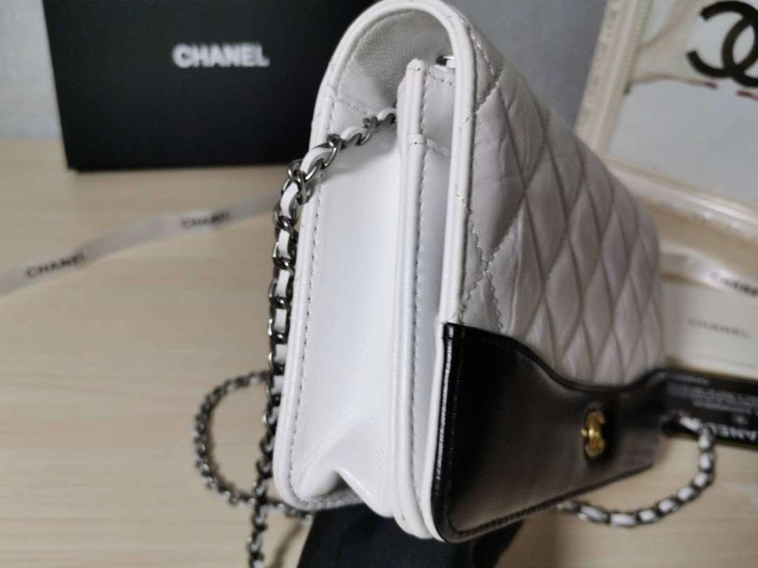 *MOMO--- Calfskin item : A-B00G2905