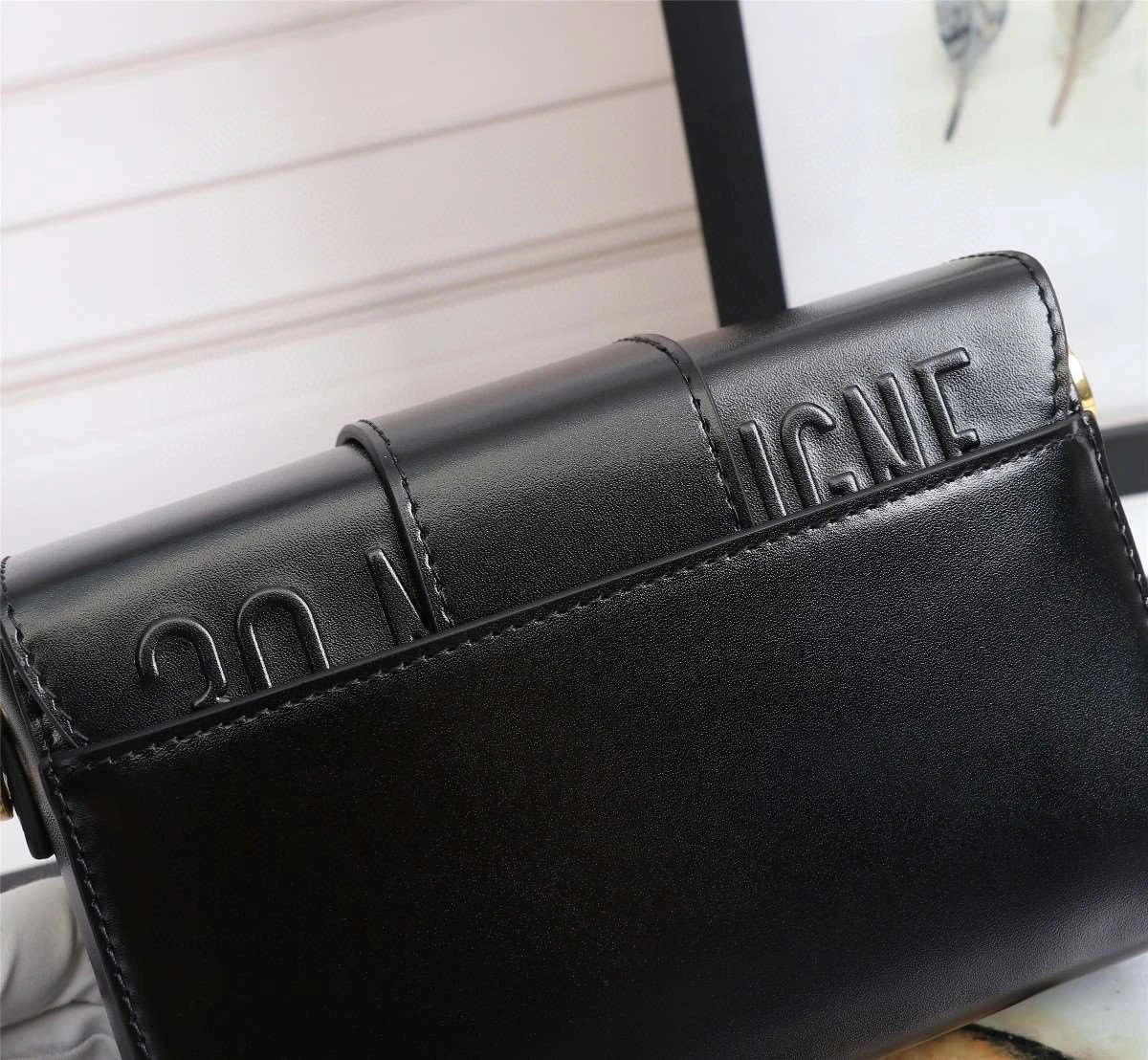 *MOMO--- D6713-1 cowhide item : A-B350H0437