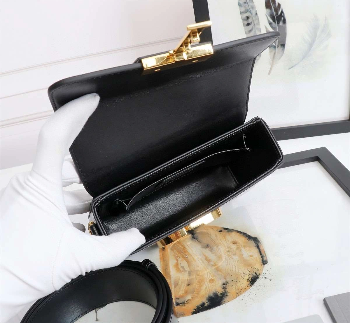 *MOMO--- D6713-1 cowhide item : A-B350H0437