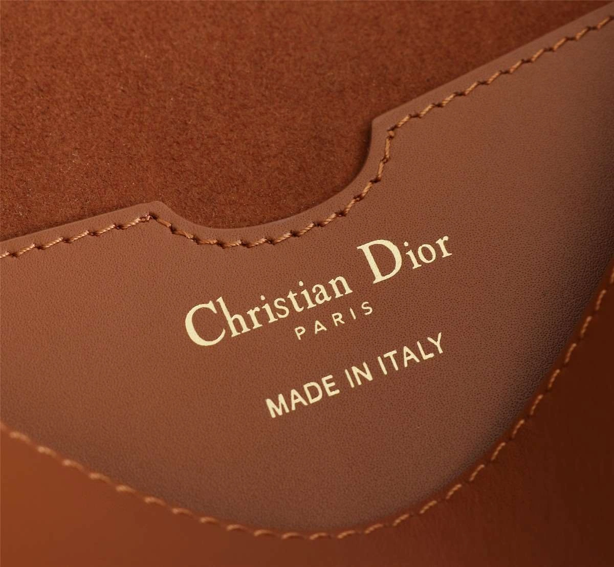 *MOMO--- D6819 cowhide item : A-B00H2319A