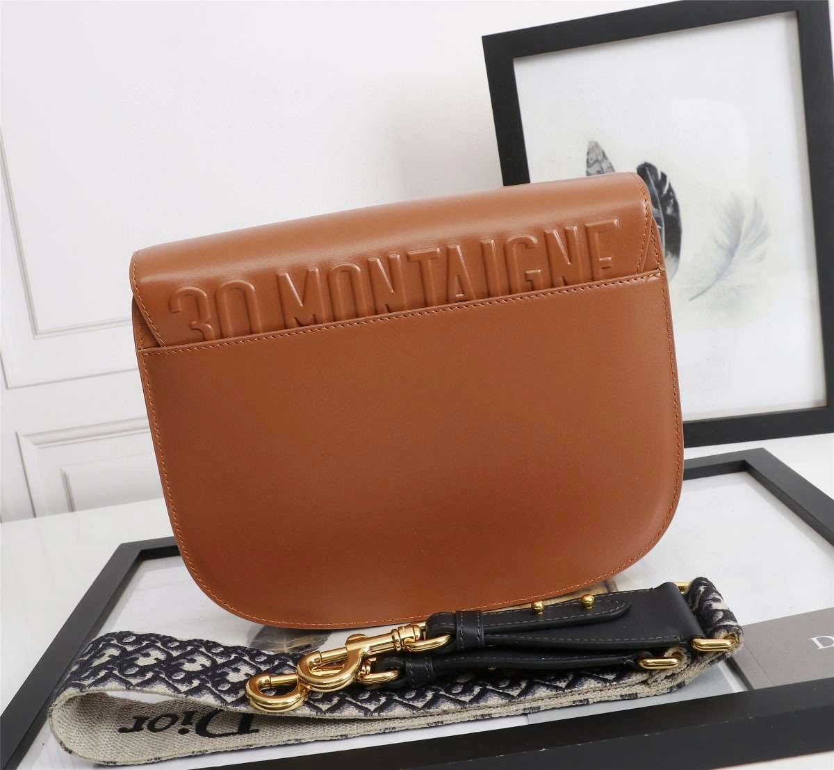 *MOMO--- D6819 cowhide item : A-B00H2319A
