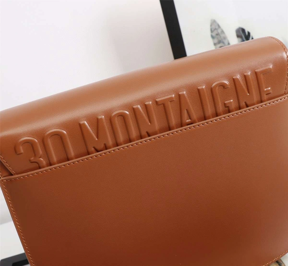 *MOMO--- D6819 cowhide item : A-B00H2319A