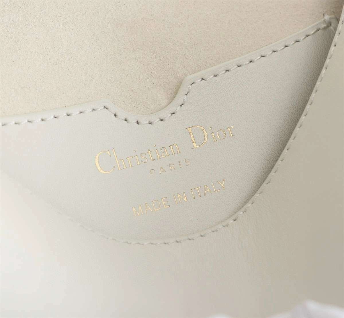 *MOMO--- D6820 cowhide item : A-B328H0430