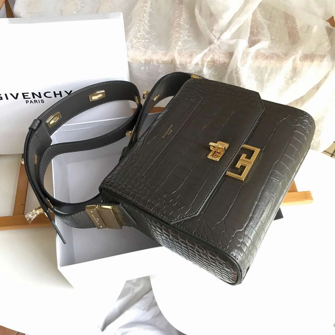 *MOMO----EDEN BAG midium Multiple colors Cowhide item : M063B50A2309-3