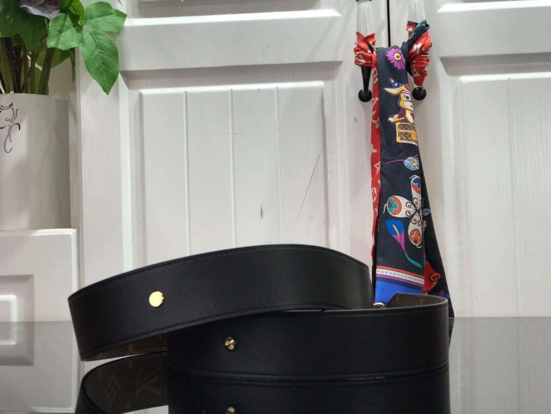 *MOMO--- J02483 2 colour item :174B23E1922-2