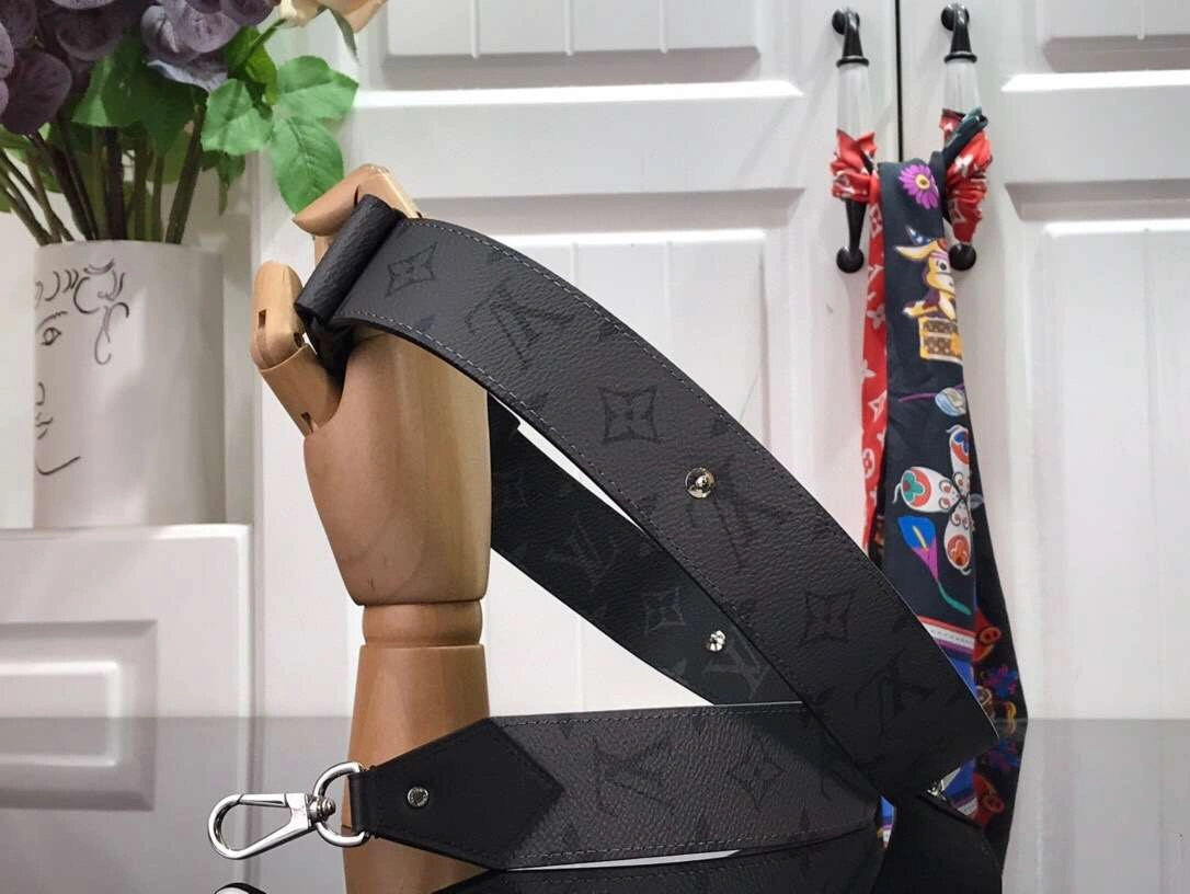 *MOMO--- J02498 reversible item :174B23E1923