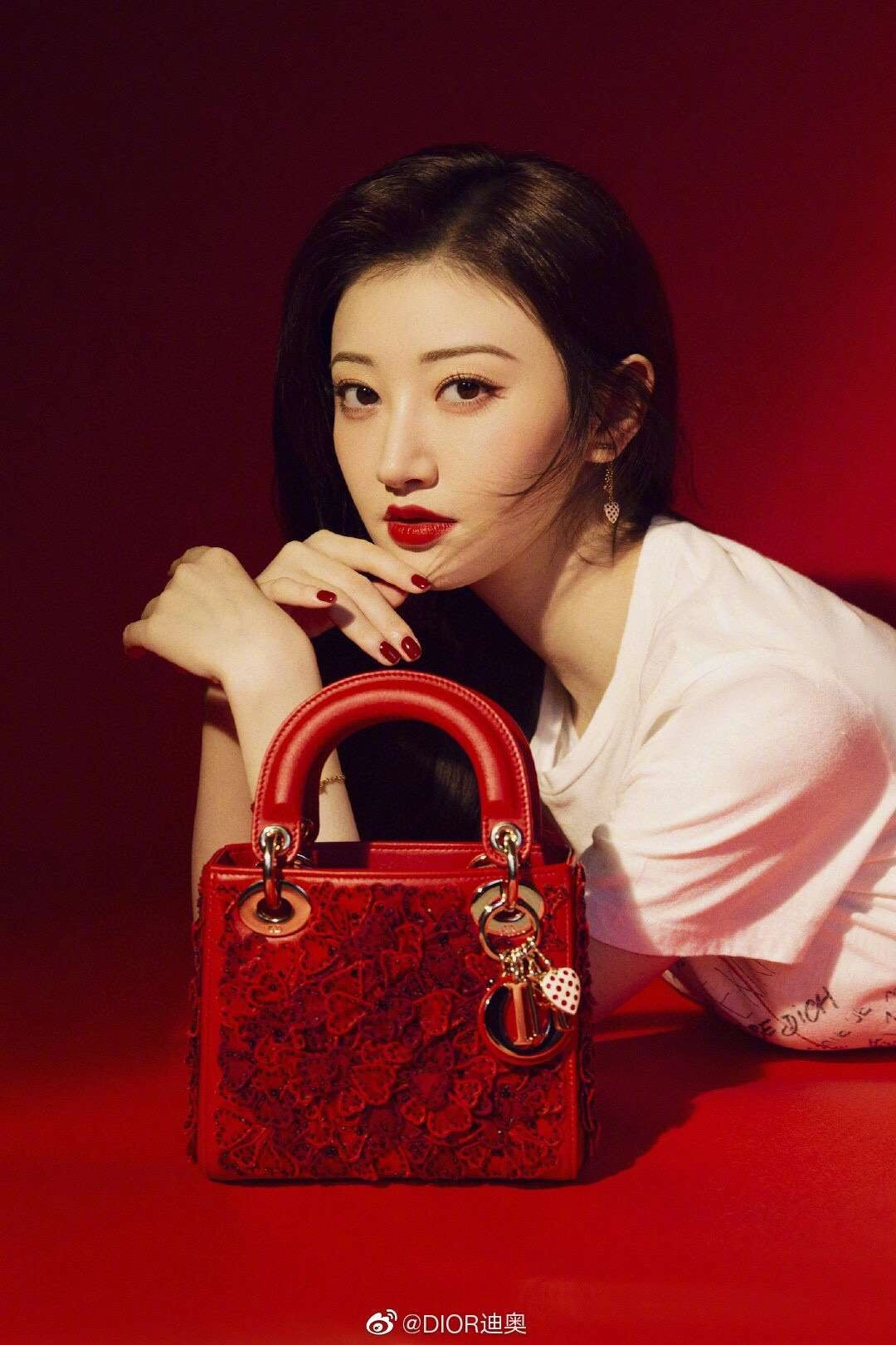 MOMO--- Lady embroidery M0505 item :063B00E2108