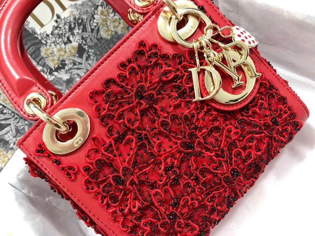 MOMO--- Lady embroidery M0505 item :063B00E2108