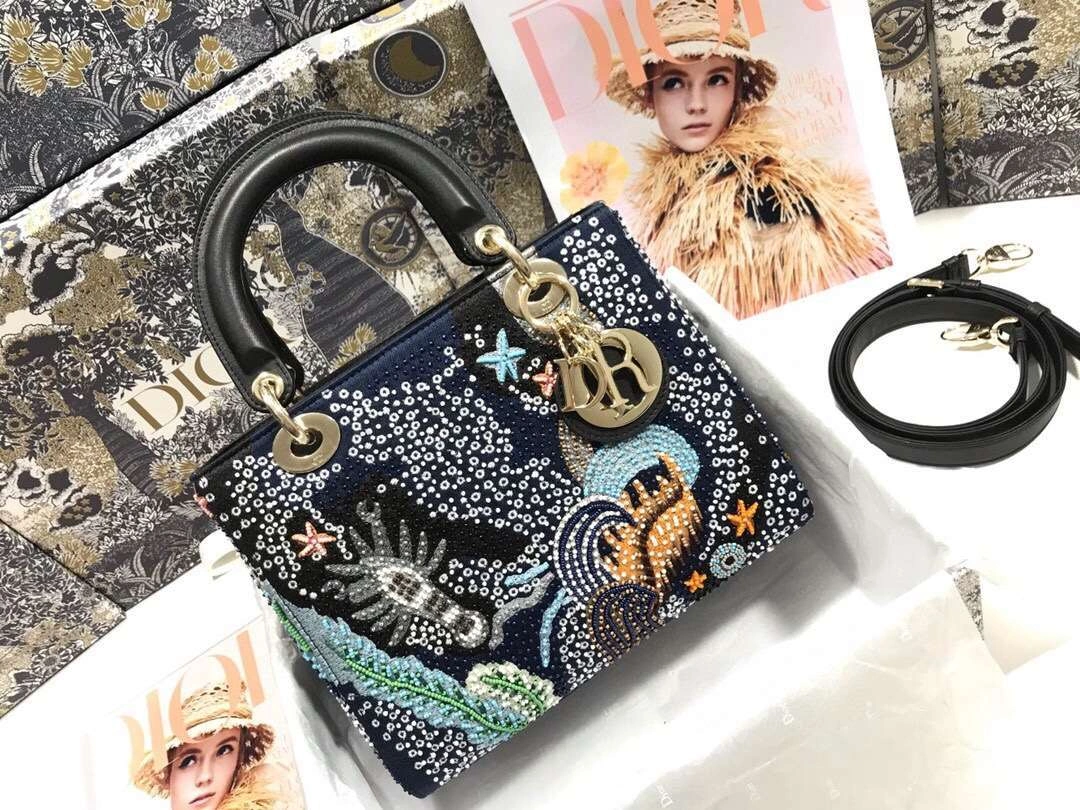 MOMO--- Lady embroidery M0565 item :063B00E2106