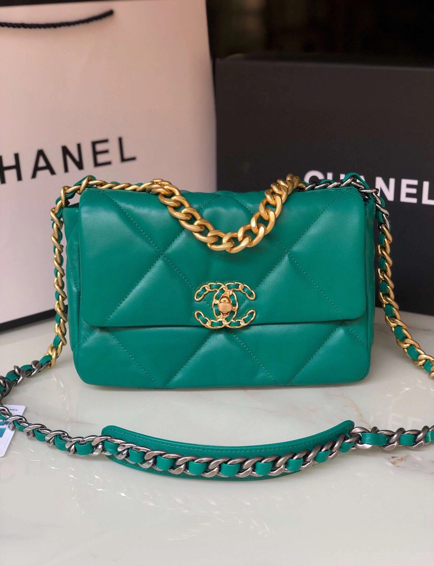 *MOMO--- Lambskin item : A-B307G2839