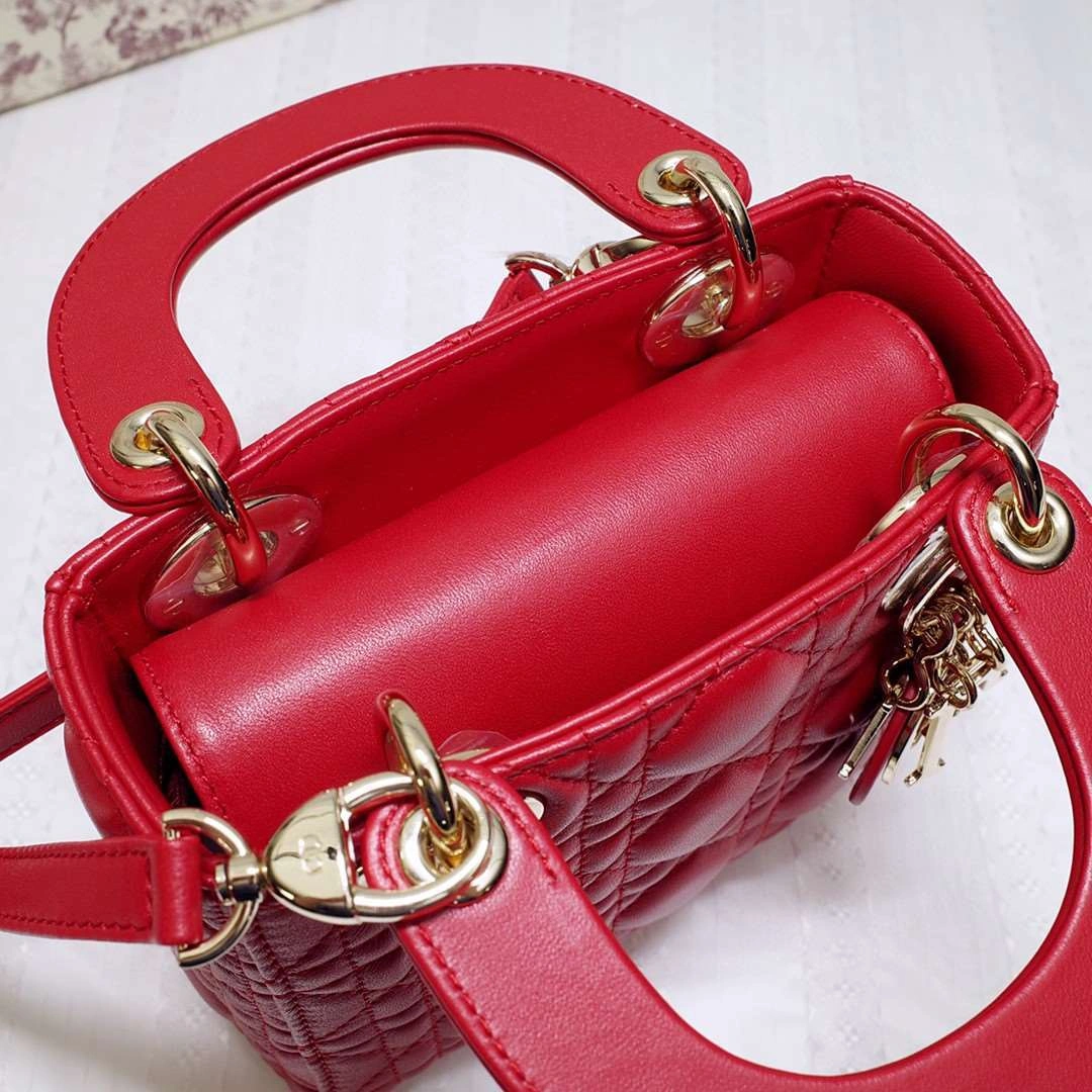 *MOMO--- M0505OCAL-M52R sheephide item : A-B00H0505L