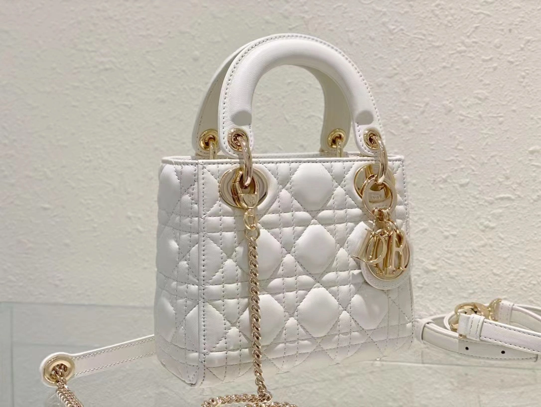 &*MOMO--- M0505ONGE-M030 44531 sheephide item : A-B00H0506L